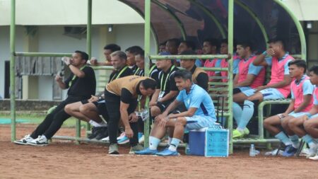 Persela Tantang Bhayangkara FC Tanpa Dua Gelandang Andalan, Siap? Foto BeritaJatim.com