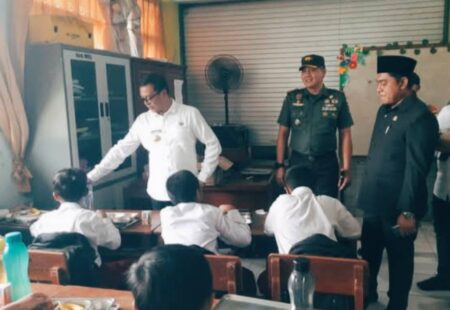 DPRD Pamekasan: Pemkab Miliki Amanah Sukseskan Program MBG Foto BeritaJatim.com