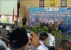 Dewan Pers Ingatkan Profesionalitas dengan Taat KEJ Foto BeritaJatim.com