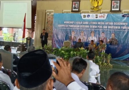 Dewan Pers Ingatkan Profesionalitas dengan Taat KEJ Foto BeritaJatim.com