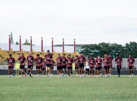 Madura United Siapkan Opsi Terbaik Hadapi Dewa United Foto BeritaJatim.com