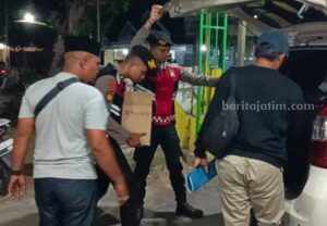 Jelang Ramadan, Polres Pamekasan Amankan Ratusan Botol Miras Foto BeritaJatim.com