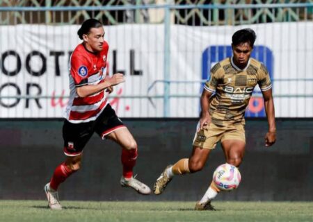 Jordy Wehrmann, Gelandang Jangkar Andalan Madura United Foto BeritaJatim.com