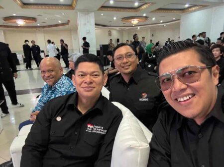 Dilantik Sebagai Pengurus KORMI Nasional, Hendy Setiono Siap Dorong Ekraf di Dunia Olahraga Foto BeritaJatim.com