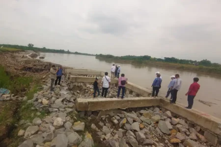 PII Bojonegoro Soroti Gagal Struktur Pelindung Tebing Bengawan Solo Foto BeritaJatim.com