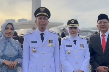 Setyo Wahono-Nurul Azizah Resmi Dilantik Jadi Bupati dan Wakil Bupati Bojonegoro 2025-2030, Fokus 8 Program Prioritas Foto BeritaJatim.com