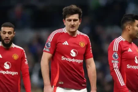 Manchester United di Ambang Krisis, Degradasi Mengintai Foto BeritaJatim.com