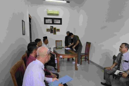 Gugatan Terhadap Pedagang Sayur Ethek Magetan Berujung Mediasi, Belum Ada Kesepakatan Foto BeritaJatim.com