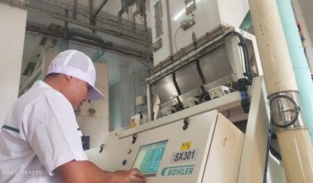 Jawa Timur Cetak Kinerja Ekonomi Solid di Tengah Turbulensi Global Foto BeritaJatim.com
