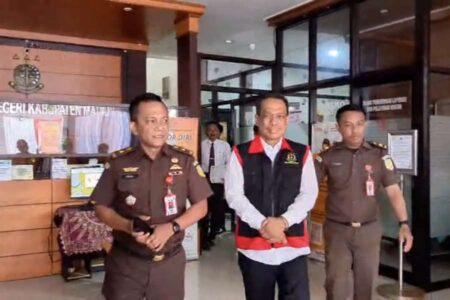 Kejari Madiun Perpanjang Penahanan Tersangka Korupsi Pengadaan Tanah Tol Foto BeritaJatim.com