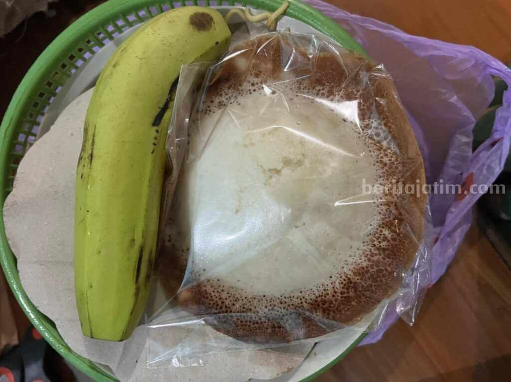 Ini Alasan Tradisi Megengan Identik dengan Apem dan Pisang Foto BeritaJatim.com