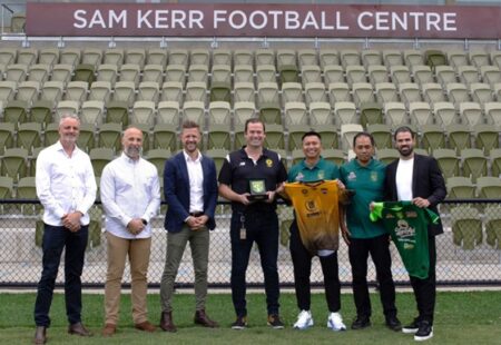 Bonek Diajak ‘Tret Tet Tet’ ke Australia, Nonton Persebaya di Negeri Kanguru Foto BeritaJatim.com