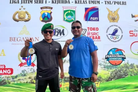 Personel Kodim 0818/Malang-Batu Juara Paralayang Kapolres Malang Cup 2025 Foto BeritaJatim.com