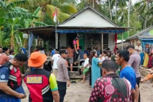 Kapal Pencari Ikan Asal Lamongan Terbakar di Perairan Masalembu Sumenep Foto BeritaJatim.com