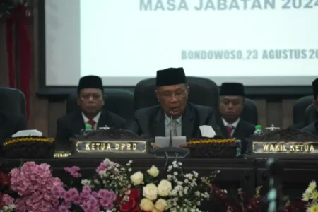 Legislatif – Eksekutif Bondowoso Diminta Kencangkan Ikat Pinggang Foto BeritaJatim.com