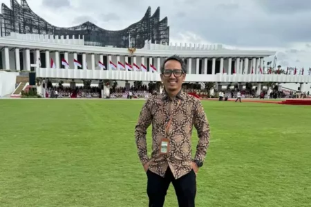 Gus Ubaid: Presiden Prabowo Harus Cepat Selamatkan Perekonomian Akibat Efisiensi Foto BeritaJatim.com