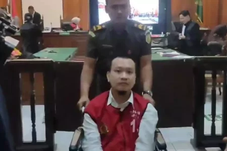 Seperti Video Viral, Saksi Sebut Ivan Meminta Korban Minta Maaf Sambil Menggonggong Foto BeritaJatim.com