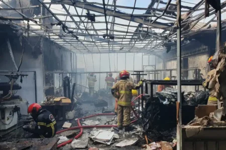 Kebakaran Lahap Usaha Laundry di Surabaya, Diduga Akibat Mesin Pengering Foto BeritaJatim.com