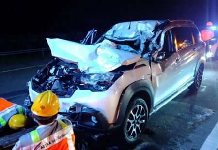 Kecelakaan di Tol Jombang-Mojokerto: Satu Tewas, Tiga Luka Berat Foto BeritaJatim.com