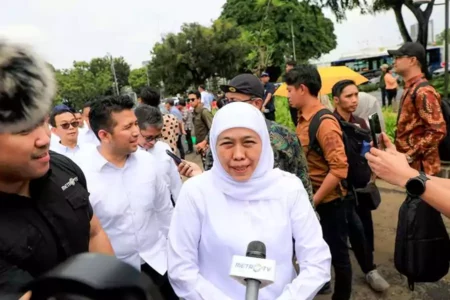 Usai Pelantikan, Khofifah-Emil Langsung Ngegas Rakor dengan Pejabat Pemprov Jatim Foto BeritaJatim.com