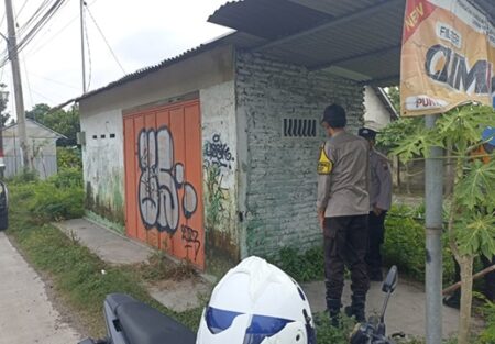 Polisi Buru Pelaku Pembuangan Bayi di Jatipelem Jombang Foto BeritaJatim.com
