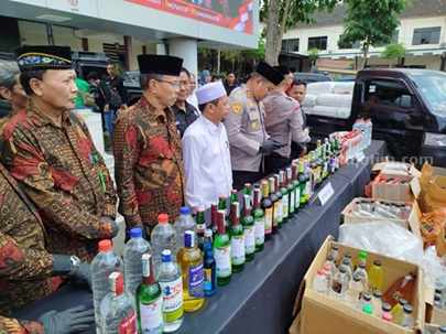 Miras, Kekerasan, dan Jombang yang Berubah Wajah Foto BeritaJatim.com
