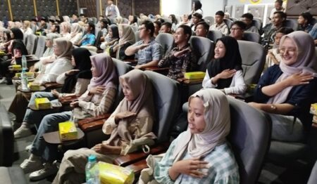 HISMI Bekali Ratusan Pelajar Jombang dengan Ilmu ‘Public Speaking’ Foto BeritaJatim.com