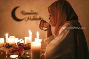 Hukum dan Tata Cara Mengganti Puasa Ramadhan yang Terlewat, Simak Penjelasannya! Foto BeritaJatim.com