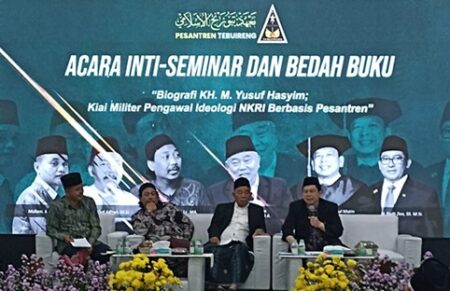 Pengasuh Ponpes Tebuireng Jombang KH M Yusuf Hasyim Diusulkan Jadi Pahlawan Nasional Foto BeritaJatim.com