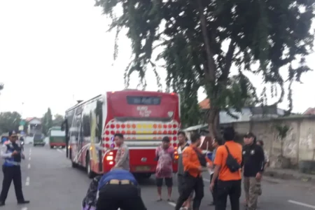 Dishub Surabaya Tunggu Hasil BAP Sebelum Sanksi Sopir Suroboyo Bus Foto BeritaJatim.com