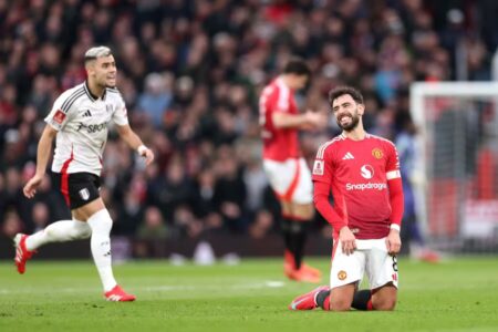 Disingkirkan Fulham di Piala FA, Musim Manchester United “Selesai” Foto BeritaJatim.com