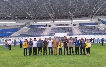Stadion Surajaya Diresmikan Presiden, Ini Harapan Bupati Lamongan Foto BeritaJatim.com