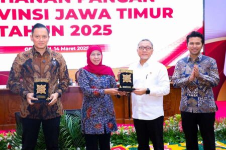 Khofifah Pimpin Rakor Ketahanan Pangan Bareng Menko AHY dan Zulhas Foto BeritaJatim.com