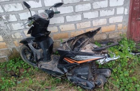Kakek di Tuban Tertabrak Innova saat Hendak Menyeberang Foto BeritaJatim.com