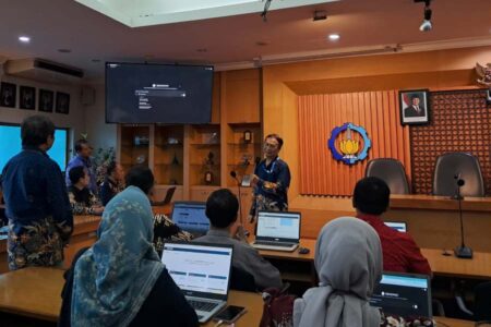 ITS Luncurkan SENOPATI, Aplikasi Generative AI Pertama di Indonesia Foto BeritaJatim.com