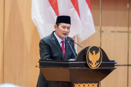 Bupati Lamongan Paparkan Visi Misi 2025-2030, Usung 15 Program Prioritas Foto BeritaJatim.com