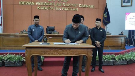 Pacitan Sahkan Perda KLA, Perkuat Perlindungan Hak Anak Foto BeritaJatim.com