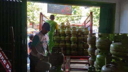 Konsumsi LPG 3 Kg Menjelang Lebaran Meningkat, Warga Pacitan Diminta Antisipasi Stok Foto BeritaJatim.com