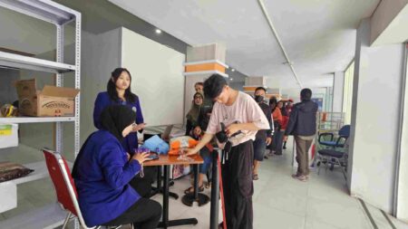 Pemkot Malang Minta Operasi Pasar di Kantor Pos Digeser ke Pasar Tradisional Foto BeritaJatim.com