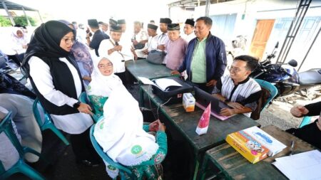 Bupati Ipuk Jemput Bola Layanan Publik di Ujung Selatan Banyuwangi saat Ramadan, Ini Tujuannya! Foto BeritaJatim.com