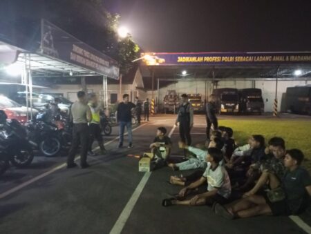 Terlibat Tawuran, Delapan Pemuda di Mojokerto Diamankan Foto BeritaJatim.com