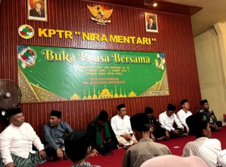 Wabup Mojokerto Dorong Kemandirian Ekonomi Lewat Koperasi Foto BeritaJatim.com