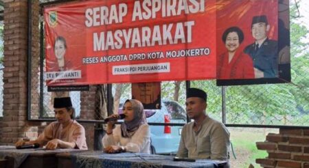 Serap Aspirasi, Ketua DPRD Kota Mojokerto Jelaskan Terkait Inpres I/2025 Foto BeritaJatim.com