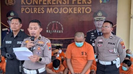 Pengakuan Pelaku Trabrak Lari Mojokerto: Takut Dihajar Warga Foto BeritaJatim.com