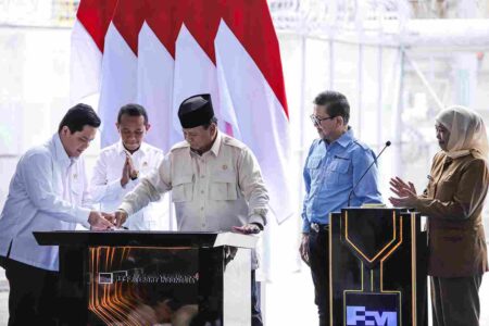 Presiden Prabowo: Pabrik Pemurnian Logam Mulia Freeport Indonesia di Gresik Luar Biasa Foto BeritaJatim.com
