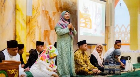 Travel AN Namiroh Mojokerto Berikan Subsidi, Umrah Cukup Bayar Rp15 juta Foto BeritaJatim.com