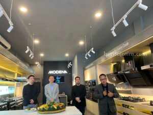 MODENA Perluas Jaringan Home Center di Surabaya, Hadirkan AI untuk Masyarakat Foto BeritaJatim.com