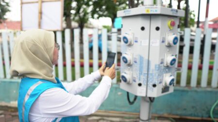 PLN Pasuruan Resmikan 11 SPKLU Roda Dua, Mudahkan Pengisian Kendaraan Listrik Lokal Foto BeritaJatim.com