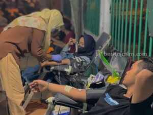 Malam Ke-2 Safari Rahmat Ramadan, PMI Pamekasan Berhasil Kumpulkan 125 Kantong Darah Foto BeritaJatim.com