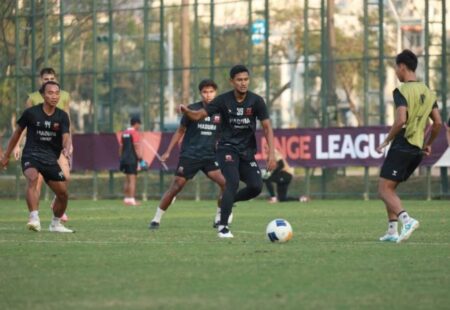 Madura United Fokus Hadapi Perempat Final AFC Challenge League Foto BeritaJatim.com